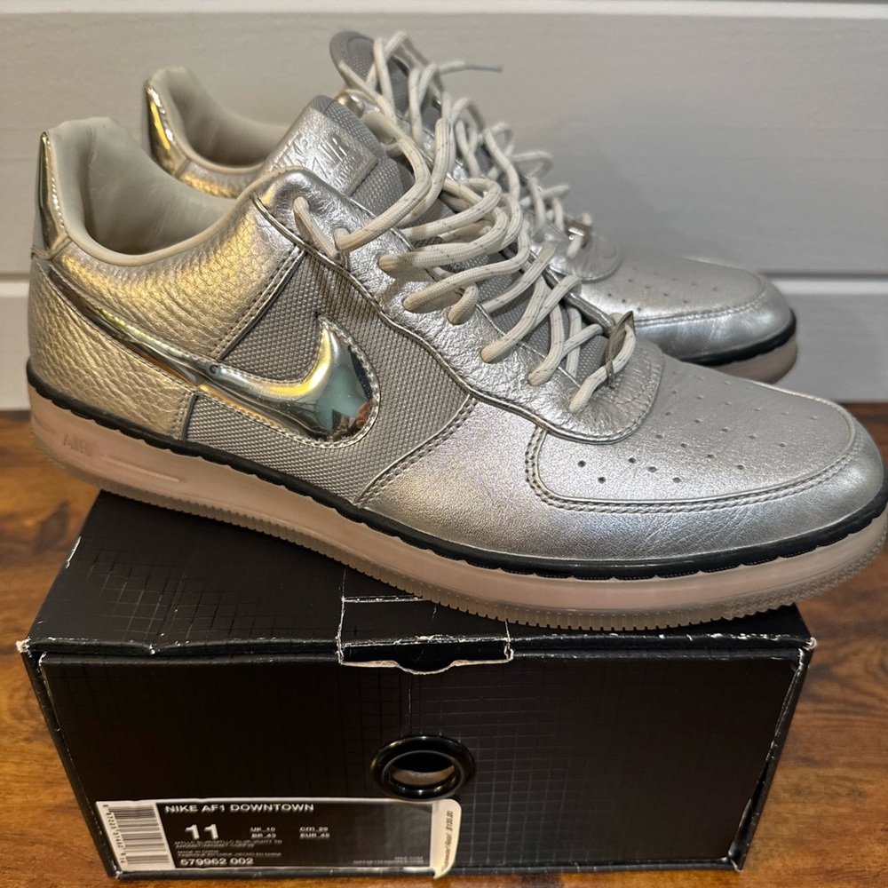Nike AF1 Downtown Men’s Athletic Shoes Silver Air Force 1